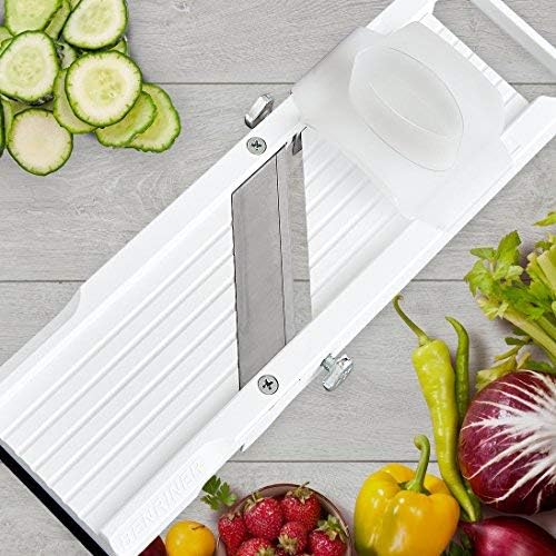 Benriner Mandoline Slicer with 4 Blades